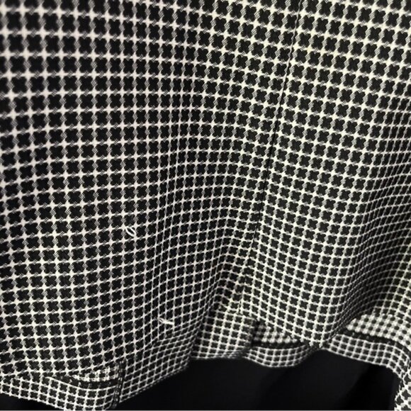 Black & White Giorgio Sant’ Angelo Patterned Skirt Suit Ruffle Bottom, Size 24W - Picture 2 of 13